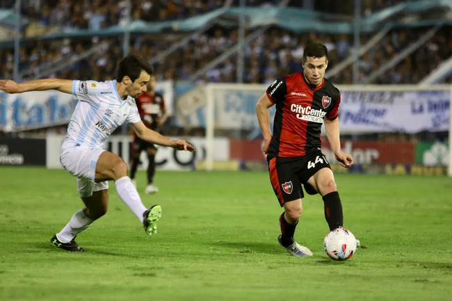 Kèo sáng Atletico Tucuman vs Newells Old Boys, 05h30 ngày 14/08 2 Màn đọ sức kịch tính Atletico Tucuman vs Newells Old Boys